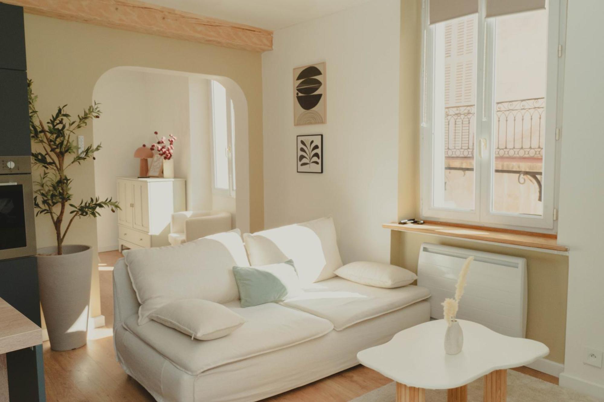 Au Coeur De Hyeres, Ideal Pour Les Couples ! Exterior photo